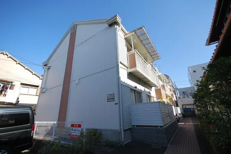 シャトルⅥ【2階】の外観