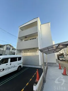 クリエオーレ初芝【2階】の外観