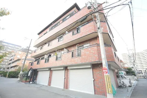 ロイヤルパレス【2階】の外観