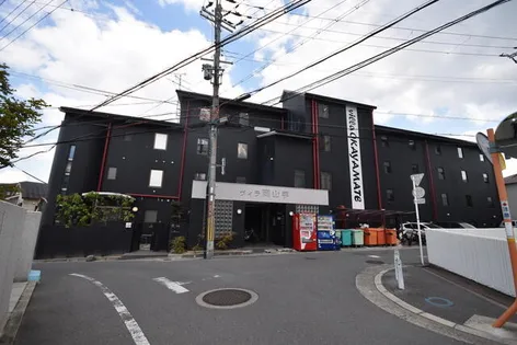 ヴィラ岡山手【4階】の外観