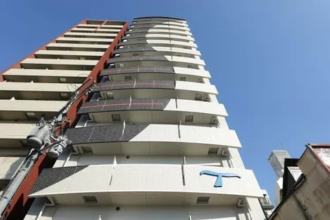 セレニテ谷九プリエ【15階】の外観