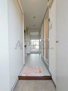 エトワール北梅田【5階】の玄関