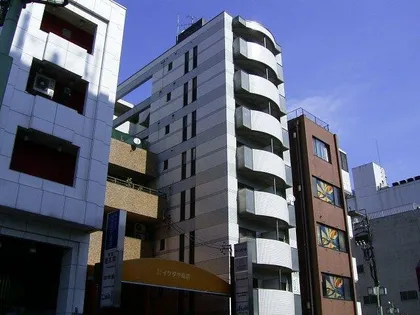 ルピナス栄【4階】の外観