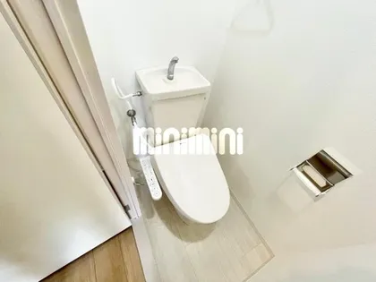 エクセレンス山中【4階】の内装