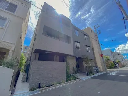 SOURIRE OKAMOTOの画像