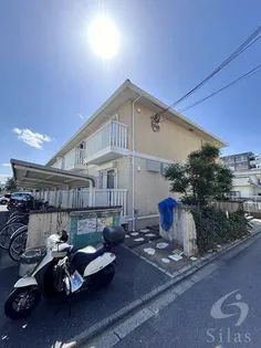 アウドムラ【2階】の外観