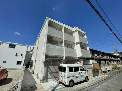 クリエオーレ巽東【1階】の外観