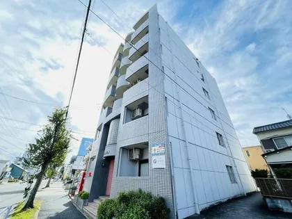 ヒルズ高坂【1階】の外観