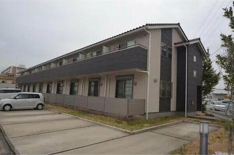 port west 雅【1階】の外観