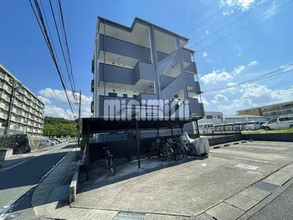 リヴェール牧【4階】の外観