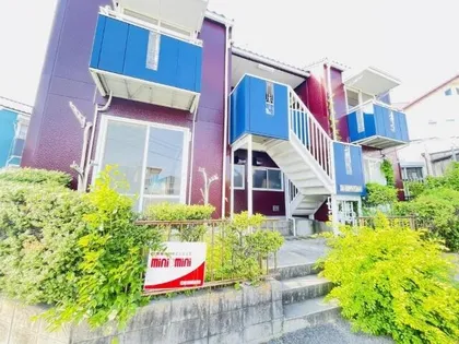 エスペランス桃山A棟【2階】の玄関