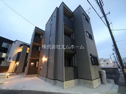 LE SOLEIL PINOの画像