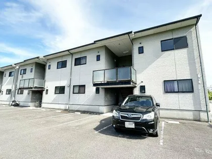 サンシャイン白馬B【1階】の外観