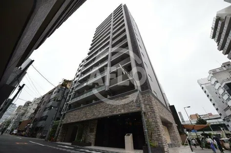 ラクラス本町東【10階】の外観