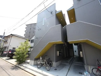 愛知県名古屋市北区大曽根4丁目【アパート】の外観