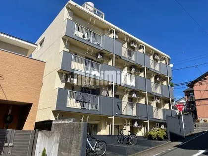 ビラ三秀向山【203号室】の外観
