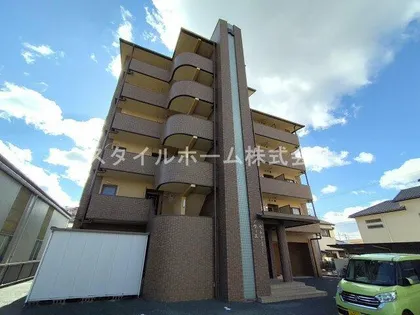 ラヴィエセレナード【502号室】の外観