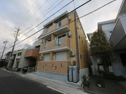 クラージュ本陣【1階】の外観