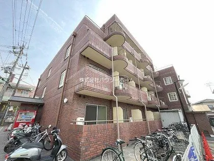 メイゾンドボワーの画像