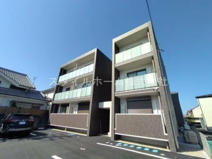 エムロード上地【2階】の外観