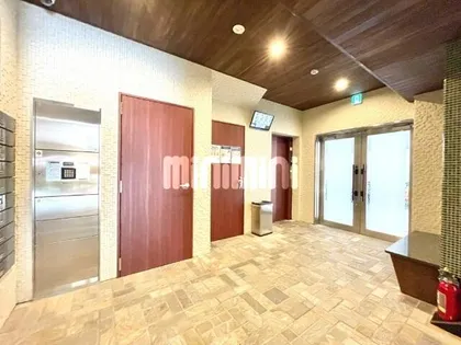 RIVO瑞穂通【2階】の玄関