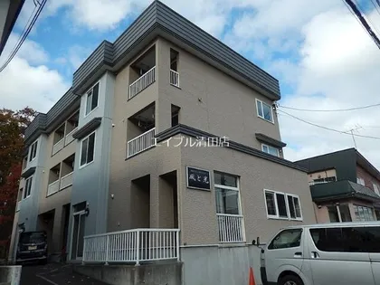 風と光【2階】の外観