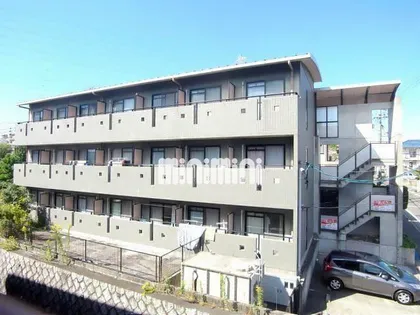 イーストウイングⅢ【1階】の外観