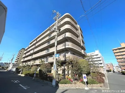 ローレルフラッツの画像