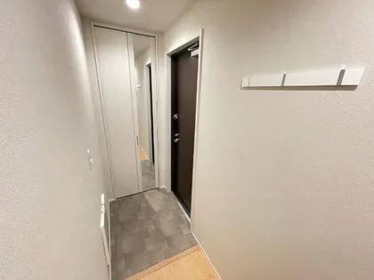 エクシード下山【202号室】の玄関