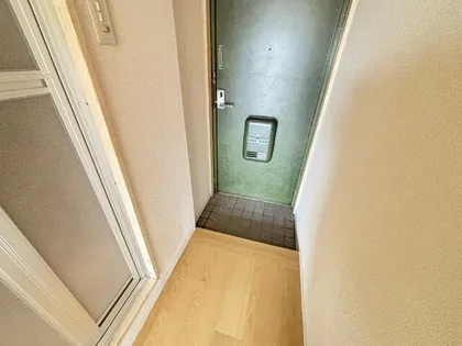 コンセール高畑【4階】の玄関