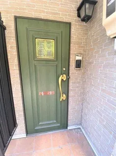 サニーNT B【210号室】の玄関