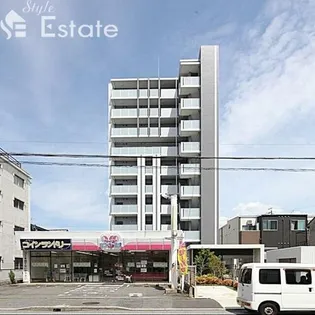 カルマート【7階】の外観