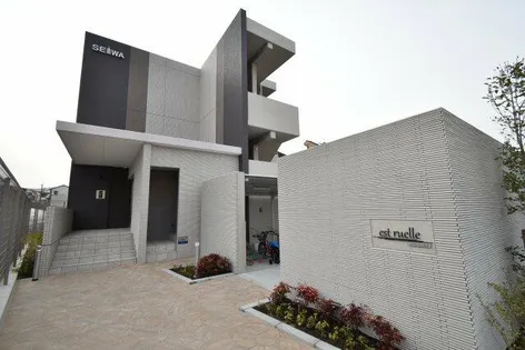 エストリュエルの画像