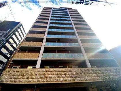 プレサンス堺筋本町フィリア【3階】の外観