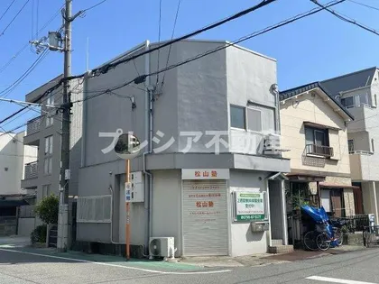 ex21瓦林【2階】の外観