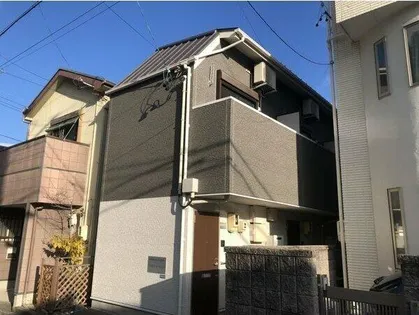 トリスアパートメントの画像