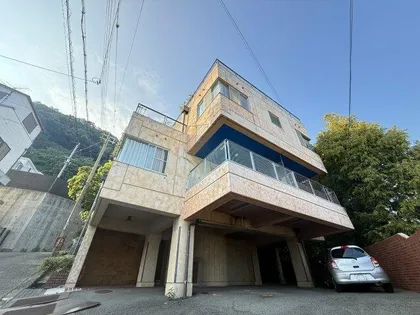 ヴィラ神仙寺【201号室】の外観