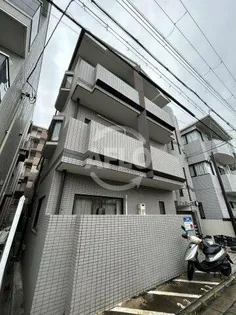 ファミーユ垂水【3階】の外観