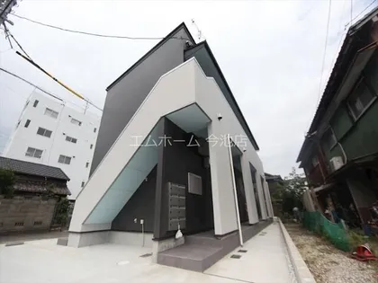 Rexzy aoshi(レグジーアオシ)【2階】の外観