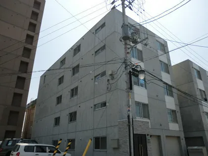 AKT月寒中央の画像