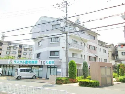 カーサ峰塚【3階】の外観