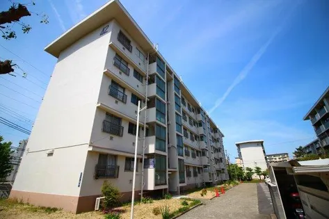 狩口台住宅42号棟の画像