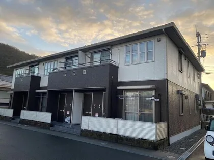 シャーメゾン童子山の画像