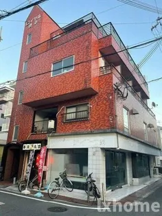 ロイヤル摂津【5階】の外観