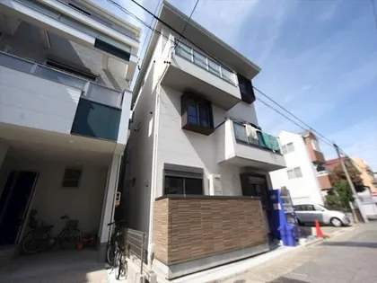 クラージュ吹上【1階】の外観