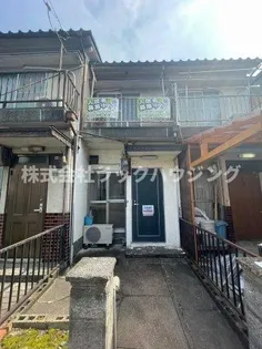 大阪府四條畷市江瀬美町【テラスハウス】の外観