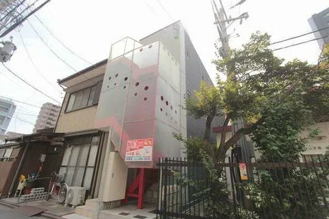 ラプンツェル【2階】の外観