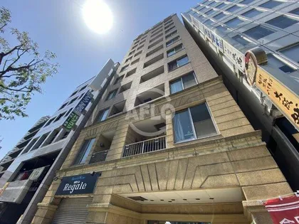 セントロイヤルクラブ谷町【5階】の外観