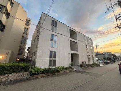 グラウンド Sの画像