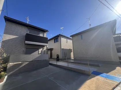 兵庫県川西市下加茂1丁目【一戸建】の外観